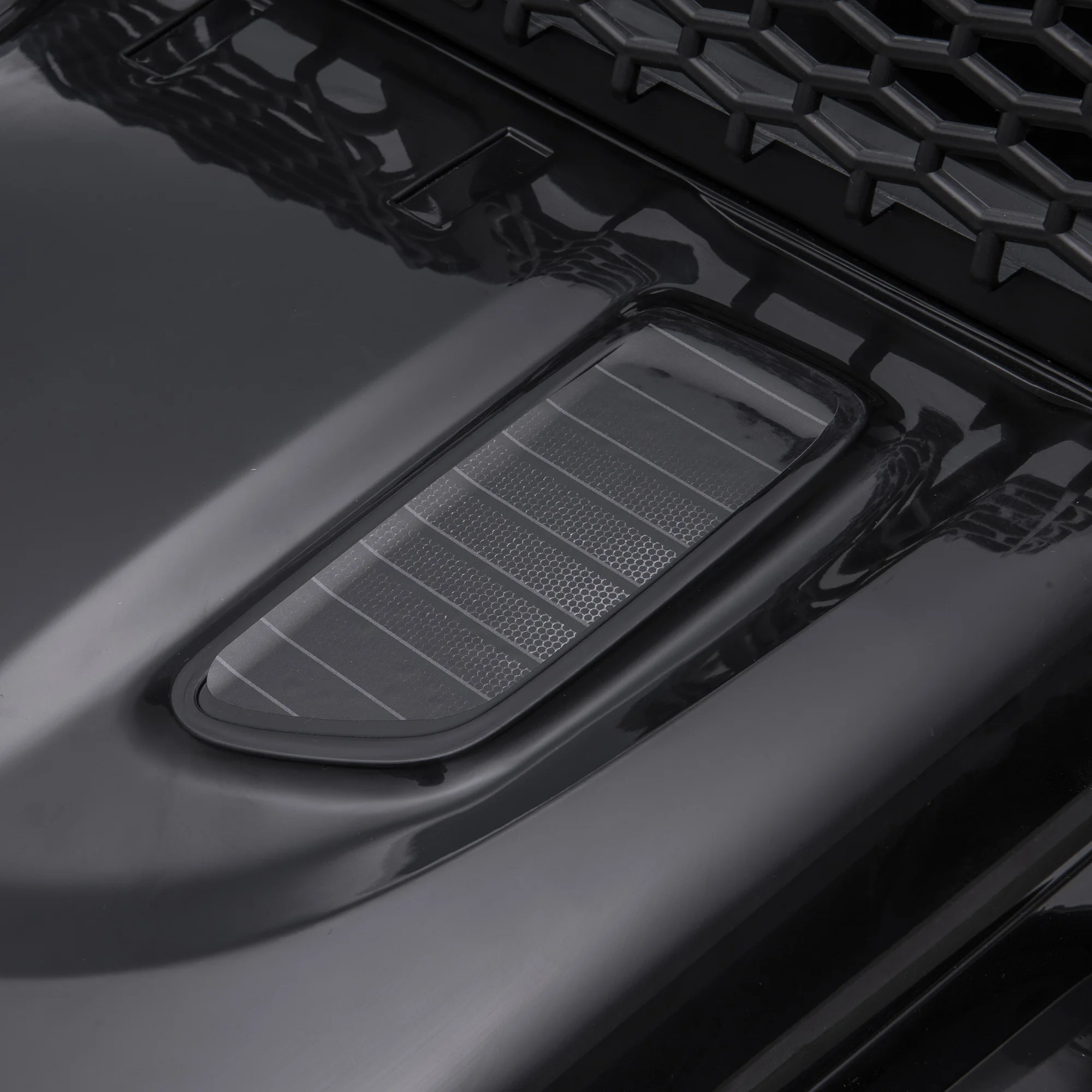 12V 배터리로 작동하는 어린이용 전동차 오프로드 트럭 장난감 (부모용 리모컨 포함, 블랙)