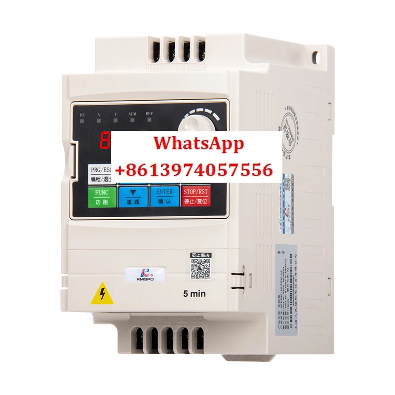 

Single phase frequency converter 220V/0.75/1.5 kW 2.2kw single input single output motor fan water pump speed controller
