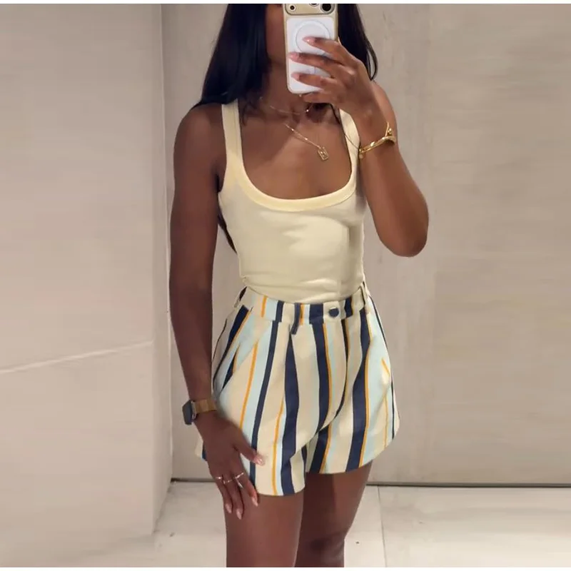 Striped High-Waisted Pocket Shorts — product information 5