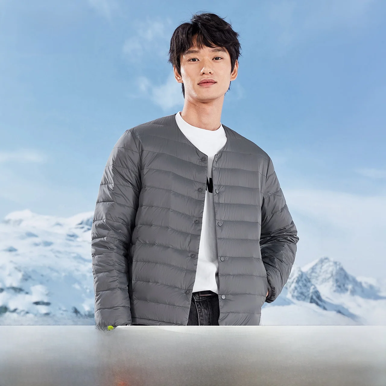 

Lightweight Fleece round Neck Short down Jacket Men's Comfortable Fit Snow Flying 2026 Spring Cleanfit Style Nylon Fabric