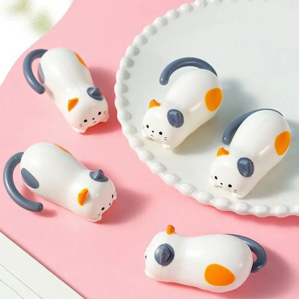Mini Cat Toy 3pcs Wind-up Rolling Cat Toys Clockwork Figures Stress Relief Kitten Desk Decorations for Kids Adults Wind-up Cat