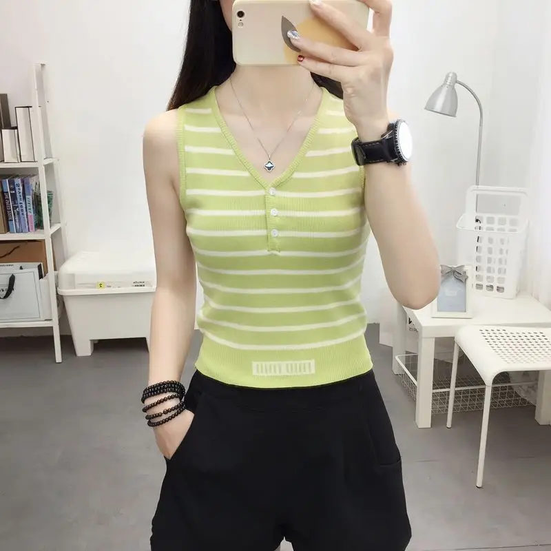 Summer New Short Ice Silk Sling Striped Tank Women\'s V-neck Button Slim Elastic Versatile Fashion Knitted Sleeveless Top 2024