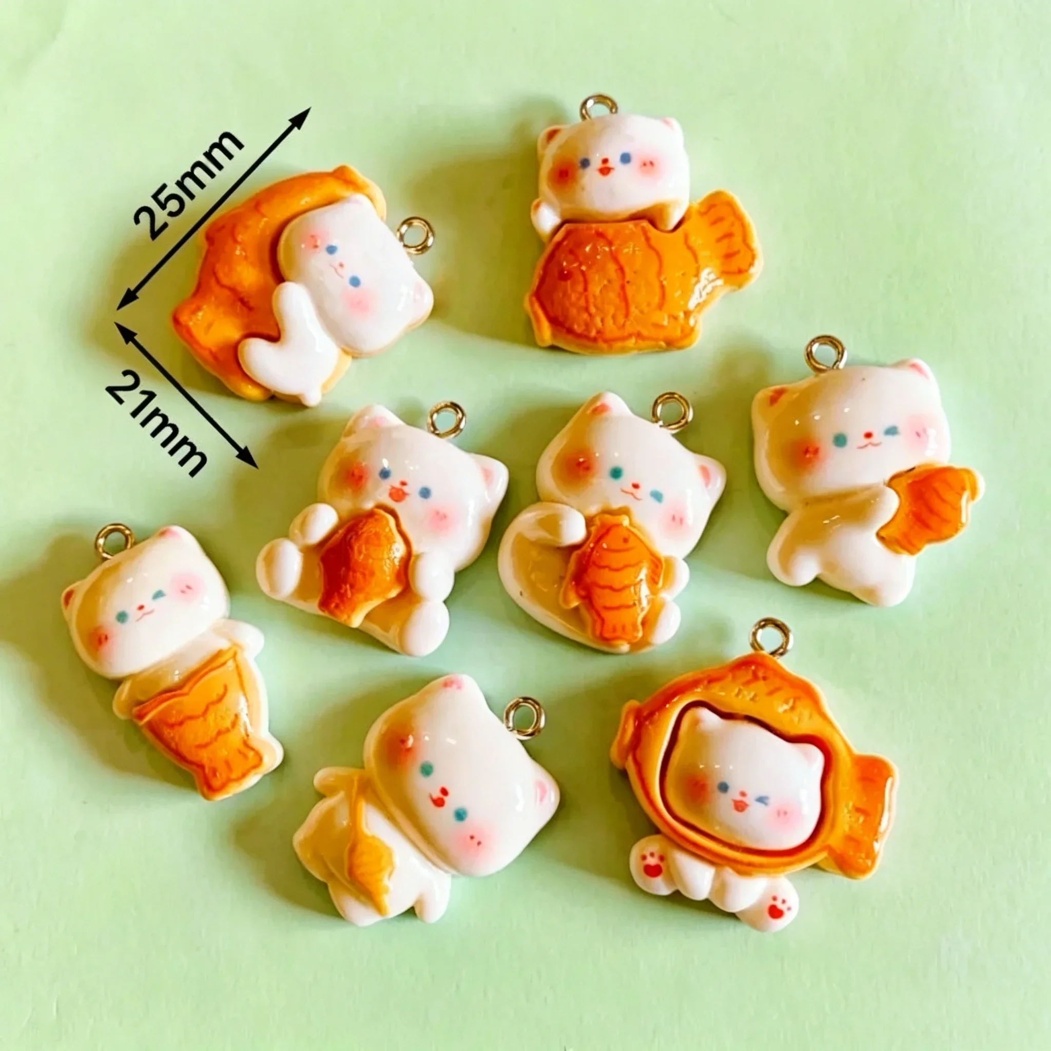 10pcs/lot Cute 3D Taiyaki Cat Resin Charms Cartoon Fish Cat Mini Pendants Handmade Craft Jewelry Supplies view 3