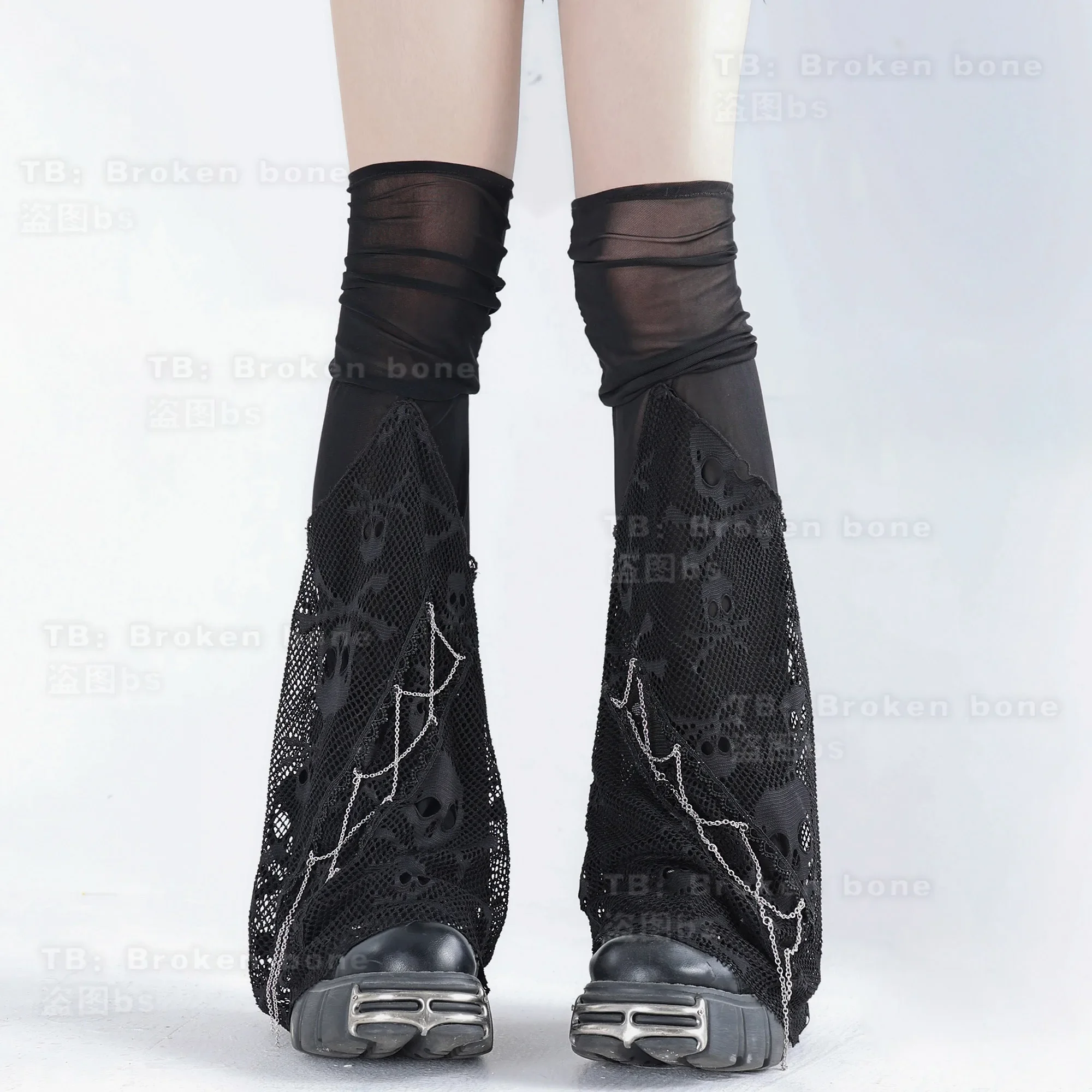 Japanese Harajuku Original Subculture Punk Style Skull Mesh Knee Sleeve Hot Girl Gothic Lace Metal Chain Leg Warmers Socks black