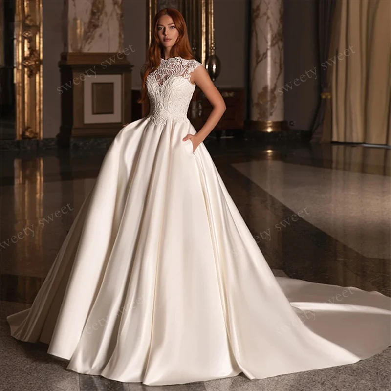 

Elegant Wedding Dress Satin With Embroidery A-Line Ball Gown Sleeveless O-Neck Bride Dress Customized Button Robe MariéE Satin