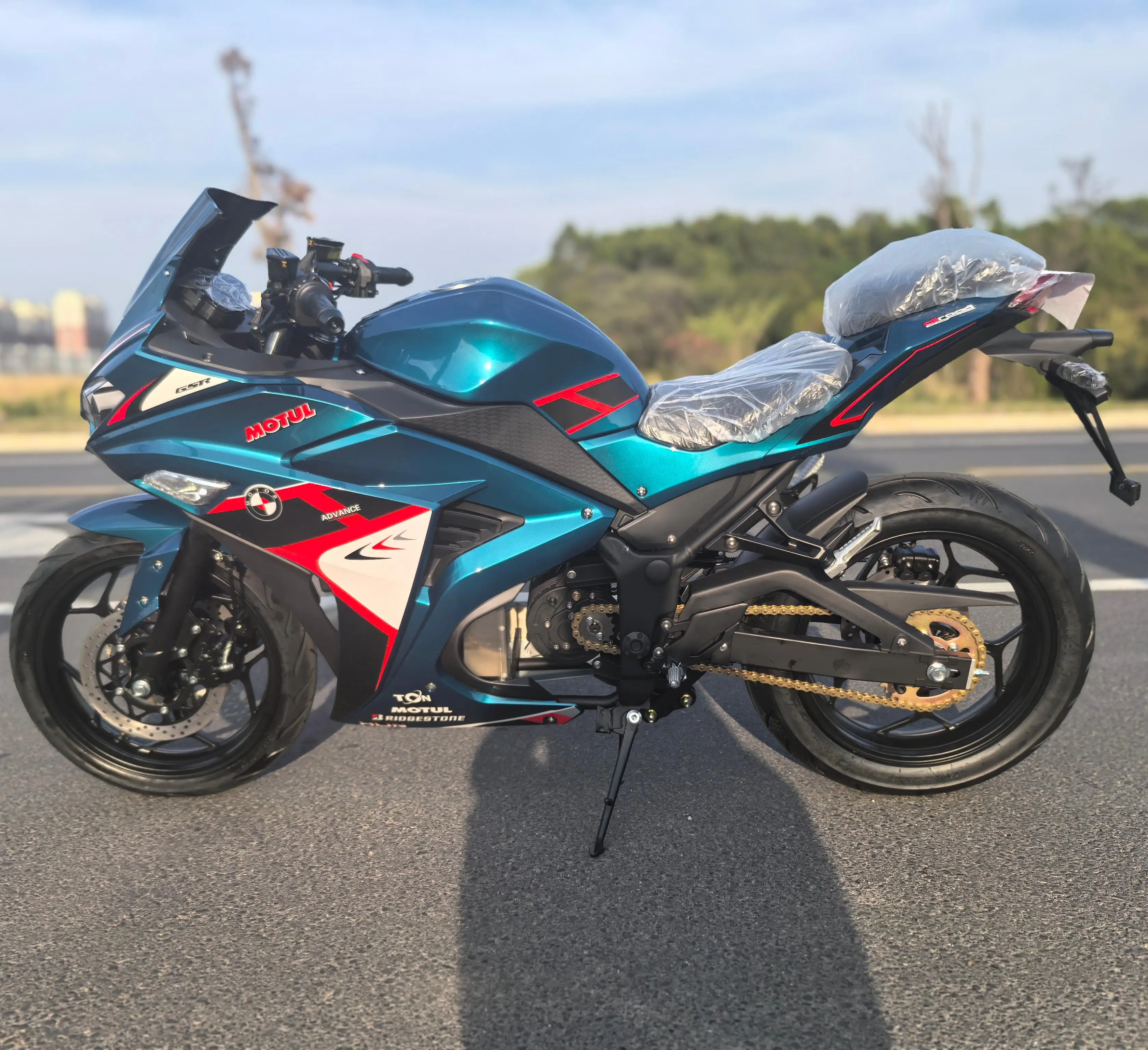 Calico Brand Adult High-power Electric Motorcycle with Fuel Tank 120km/h 17 Inch Tires 72v Electric Motorcycle High-speed