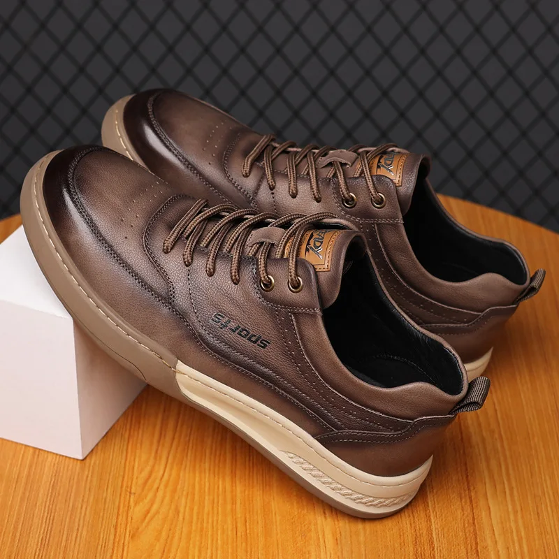 Retro Cow Leather British Men\'s Board Shoes Spring Autumn Soft Sole Casual Men Sneakers New Designer Non-slip Zapatos De Hombre