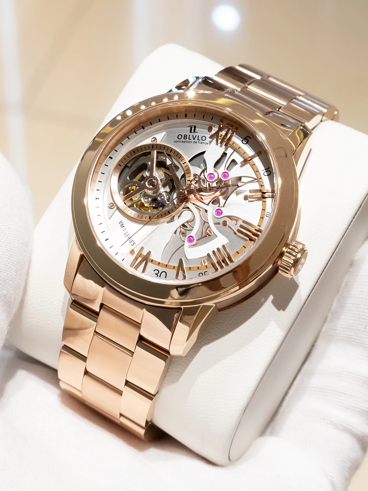 OBLVLO メンズ自動腕時計 42 ミリメートル機械式腕時計 5ATM 防水サファイア発光スケルトンダイヤル