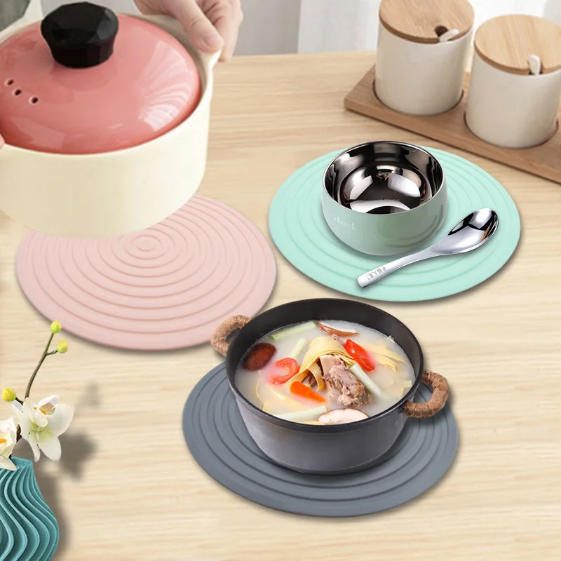 Silicone thermal insulation pad, circular corrugated thermal insulation, anti slip and anti scald dining table pad
