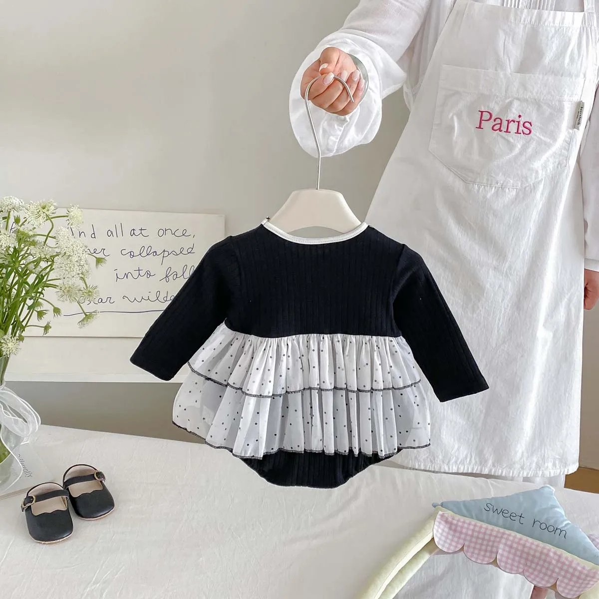 Baby Girl Black and White Polka Dot Mesh Patchwork Triangle Romper with Bow, Ribbed Long-Sleeve Romper, Newborn Cake Dress, First Birthday Photo Shoot Outfit