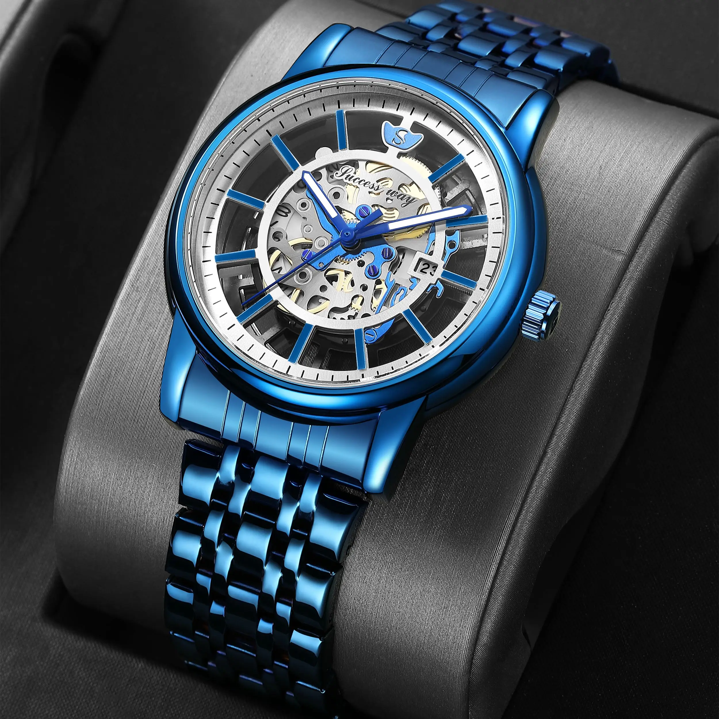 Top Men's Watches Luxury Gold Skeleton Quartz Wrist Watch for Man Waterproof Stainless Steel Luminous Business 2023