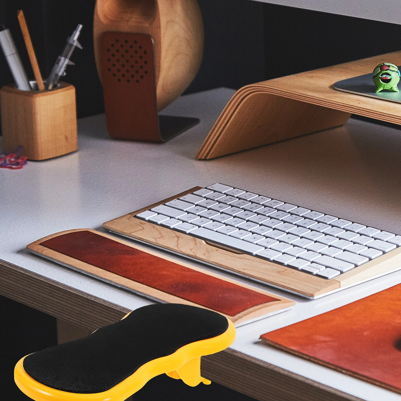 

Ergonomic Rotating Armrest For Computer Desk Adjustable Office Desk Arm Support Wrist Rest Lightweight Foldable Desktop Hand