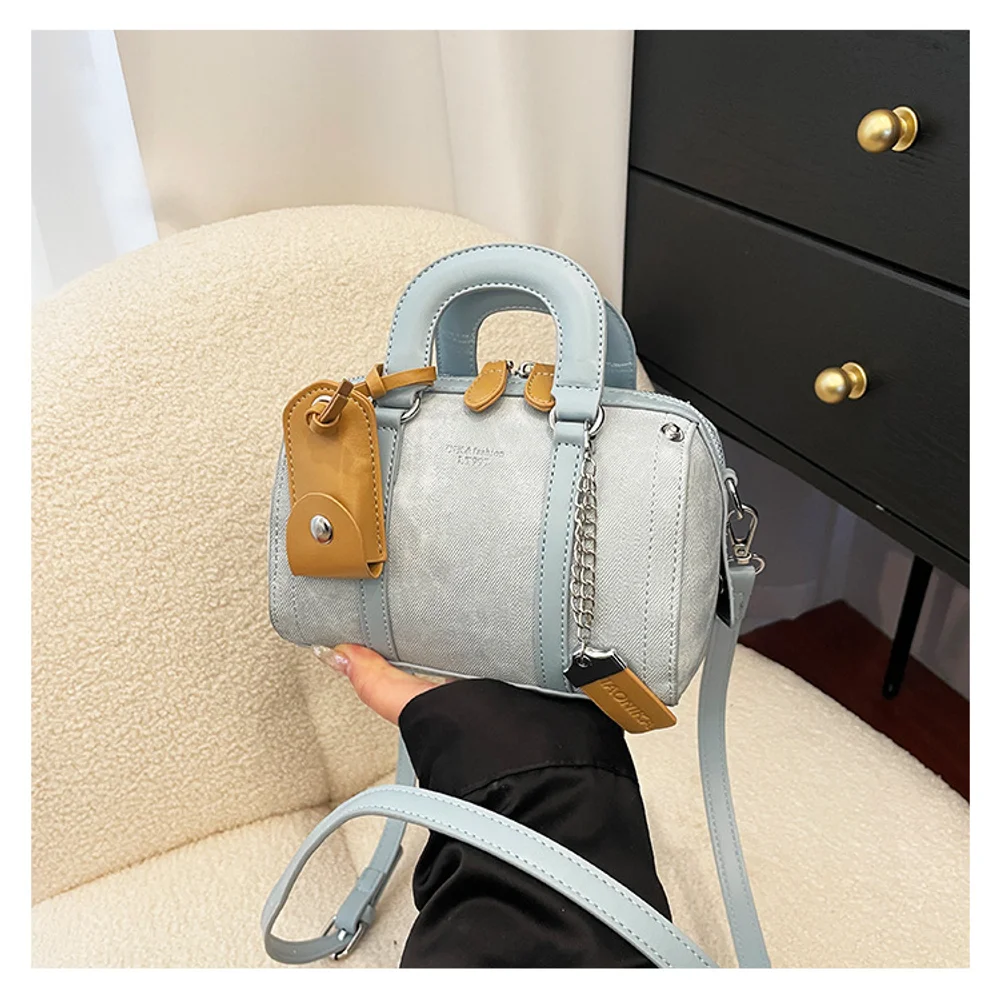 2025 جديد يده حقيبة تحت الإبط بوسطن حقيبة المرأة العصرية موضة عالية الجودة يده وسادة حقيبة الرياح الجنوبية حقيبة الموضة