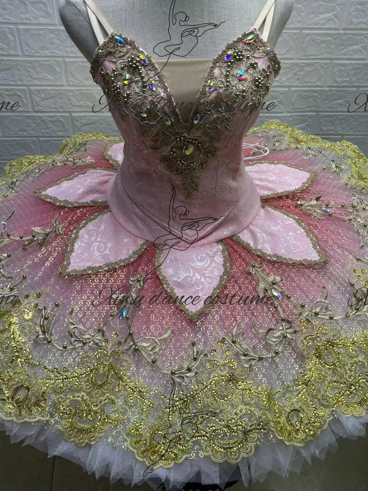 Profesjonalny, wysokiej jakości spektakl baletowy kostium baletowy wysokiej klasy sukienka baletowa konkursowych