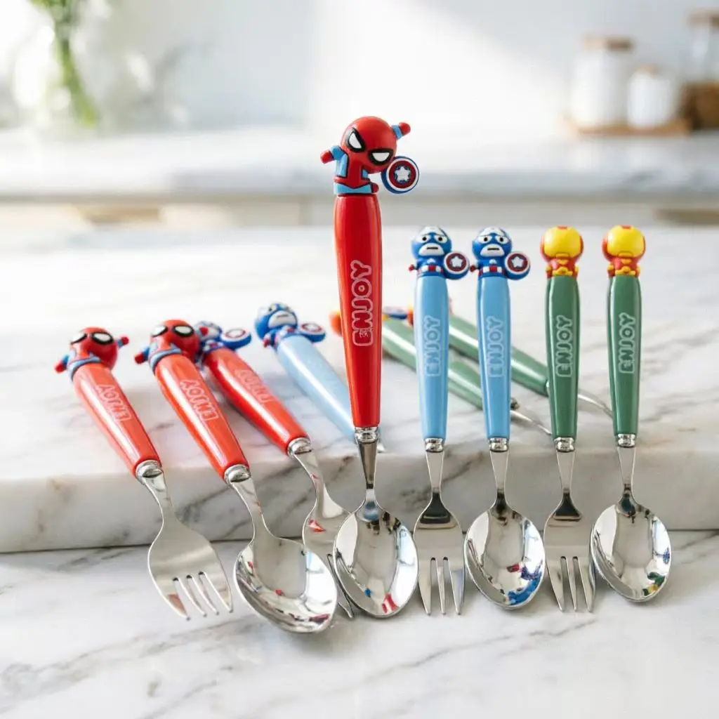 2026 NEUES Cooles Helden-Besteckset Captain Cartoon Gabel Löffel Set Aufbewahrungsbox Tischgeschirr Geburtstags-Weihnachtsgeschenk für Fans Themenparty – Detail 5