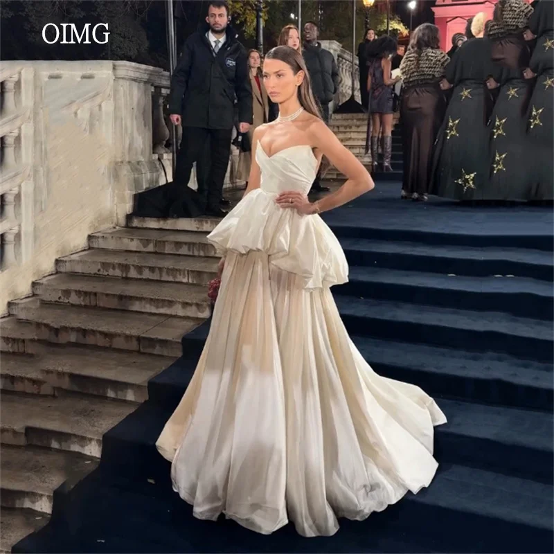 OIMG moderne bretelles une ligne robe de mariée dos nu robes de mariée longueur de plancher queue robes de mariée vestidos de novia personnalisé