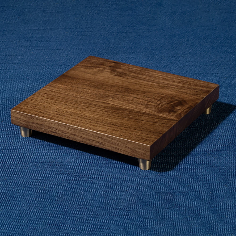 

Black Walnut Base with Antiskid Brass Feet Craft Ornament Square Solid Wood Base 200x200x30MM