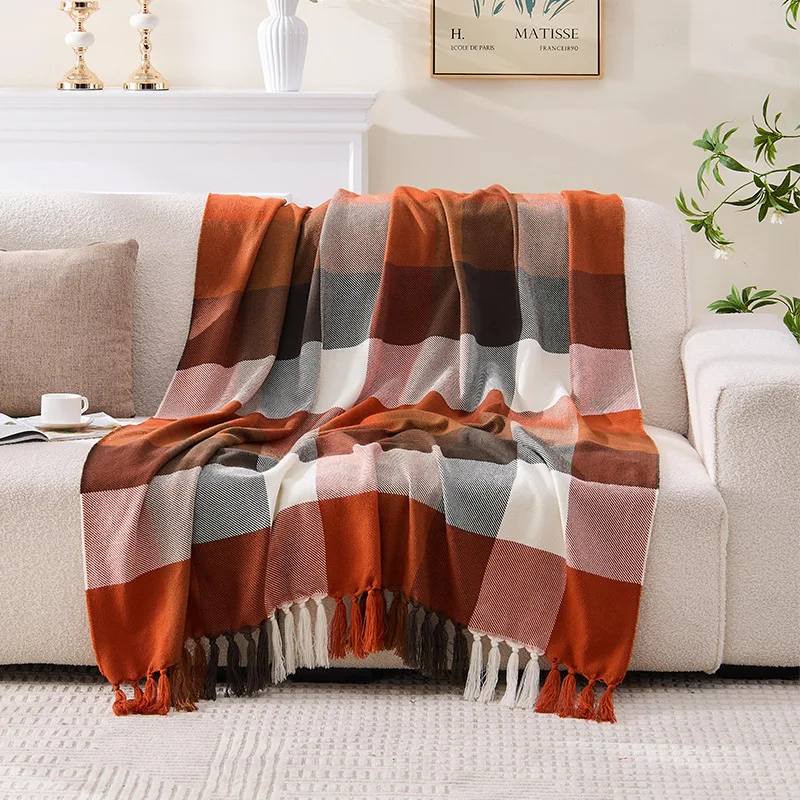 Classic Plaid Lightweight Sofa Rest Nap Throw Knitted Blanket Autumn Thin Soft Bedend Blanket with Tassel Couch Bed Home Decor