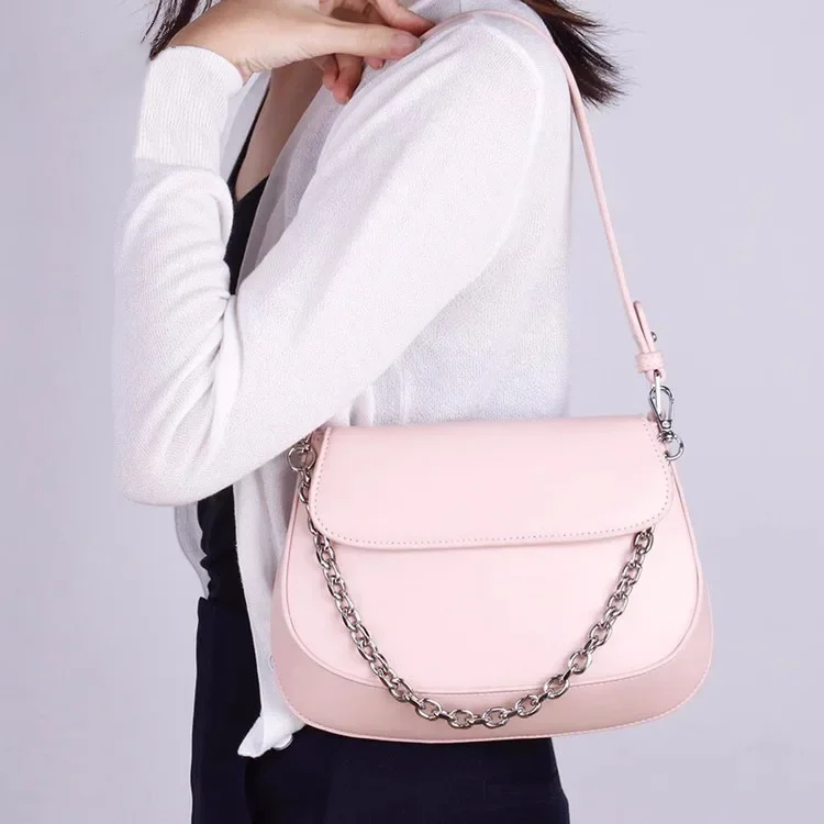 

High Quality Women's Bag 2024 New Glossy Underarm Bag Fashionable, Simple and Versatile Women's Shoulder Bag