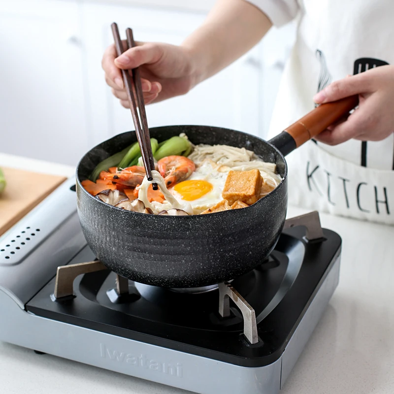 Japanese-style snow pan, household gas stove for boiling noodle soup, instant pot, hot milk non-stick flower pot