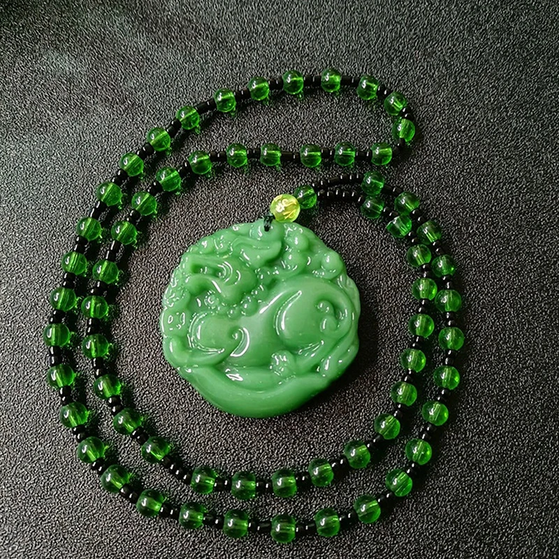 Fashion Green Jade Hand-Carved Dragon Pendant Necklace Chinese Amulet Women Man's Lucky Jewelry Party Accessries Gift