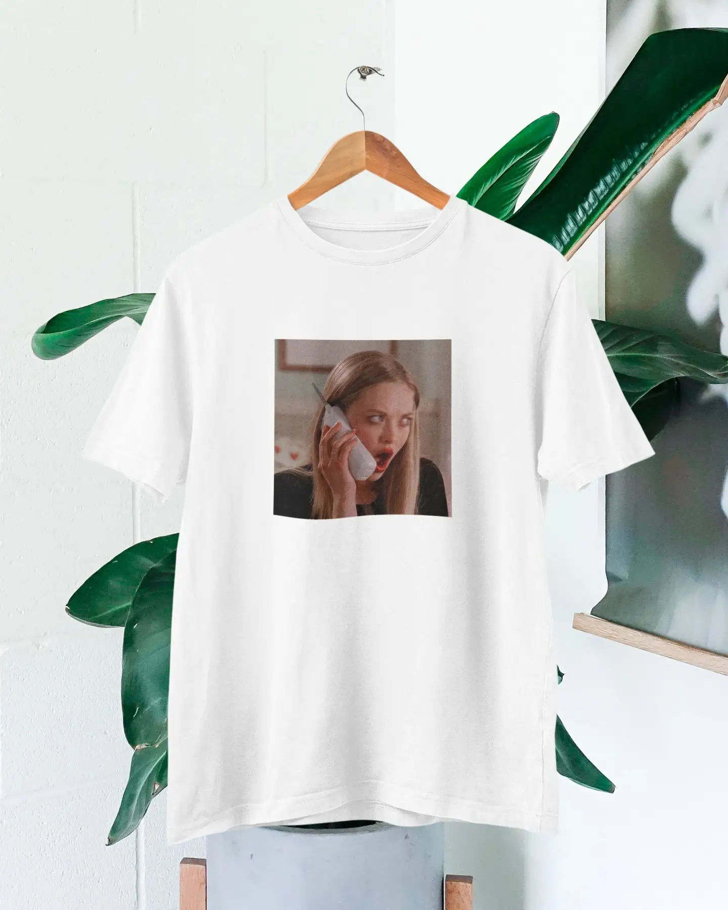 T-shirt das mulheres com a foto do filme da menina, o melhor para as meninas