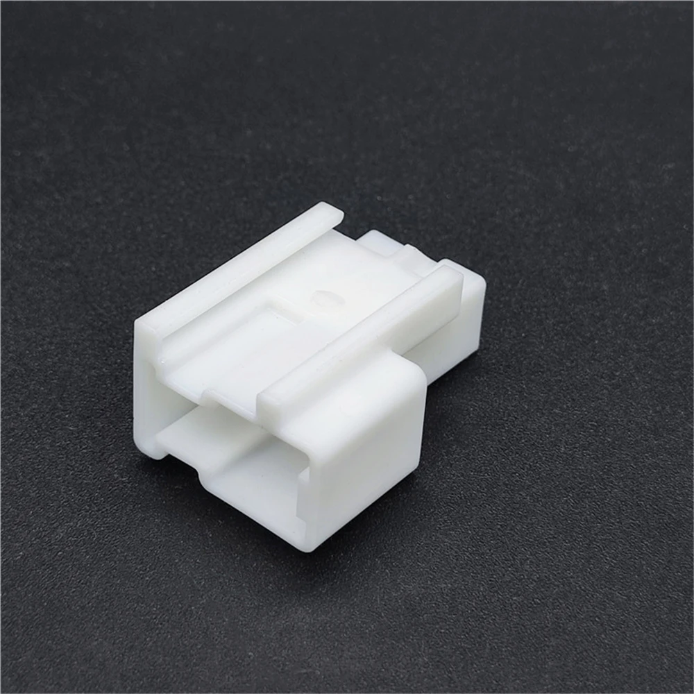 7122-6329 2 Pin Unsealed Automotive Connector Male 91 M-LC Series 6.3mm PBT Natural 20A for Power Wiring