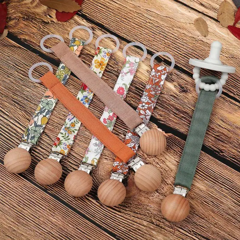 Рисунок 5 - Практичный держатель для соски из хлопка и льна