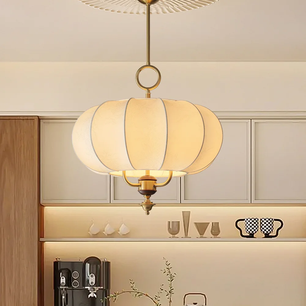 

Medieval restaurant chandelier log wind bedroom light high-end room solid wood wabi sabi wind zen