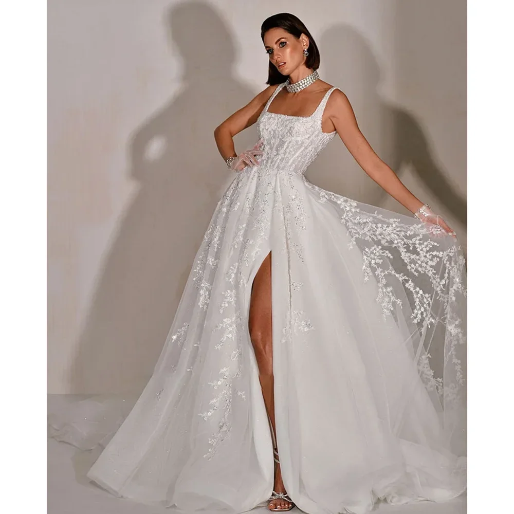 Abiti da sposa con colletto quadrato alla moda Abiti da sposa eleganti in pizzo bianco con paillettes senza schienale Abiti da sposa chic con spacco laterale