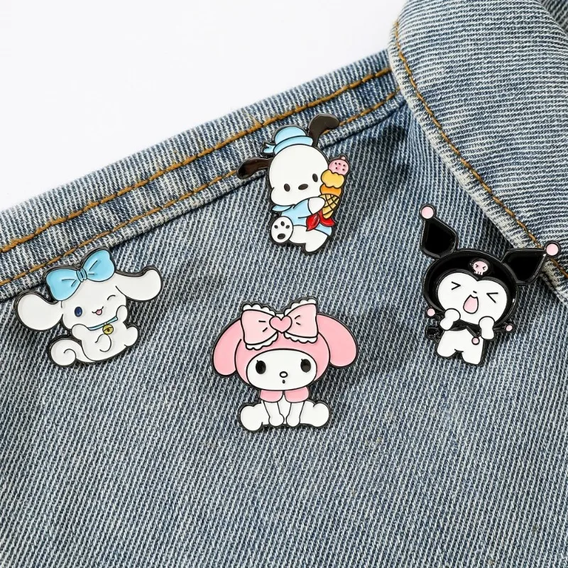 Sanrio kuromi broche dos desenhos animados anime figuras pochacco cinnamoroll emblema q figural bonito brinquedos broches meninas aniversário presentes de natal