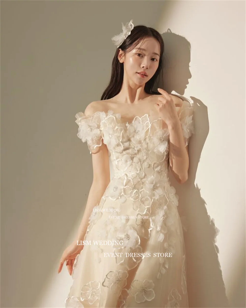 LISM Sweetheart A Line Korea Wedding Dresses Off Shoulder 3D Lace Appliques Customised Bride Dress Photos Shoot Backless