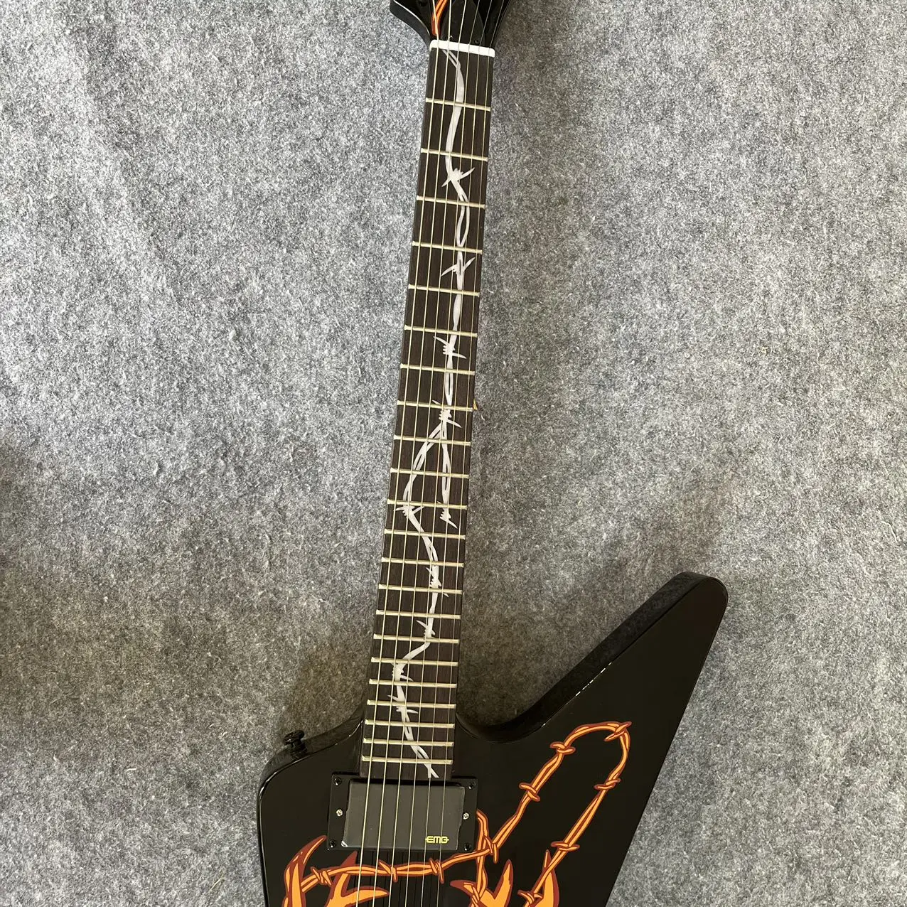 New to custom store for opposite sex bull head guitars, available in stock with free shipping