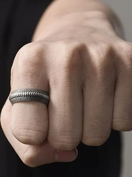 

Retro WEIER 925 Silver Dragon Scale Ring Open Style for Men And Women High Fashion Feeling Cool And Handsome Index Finger Ring