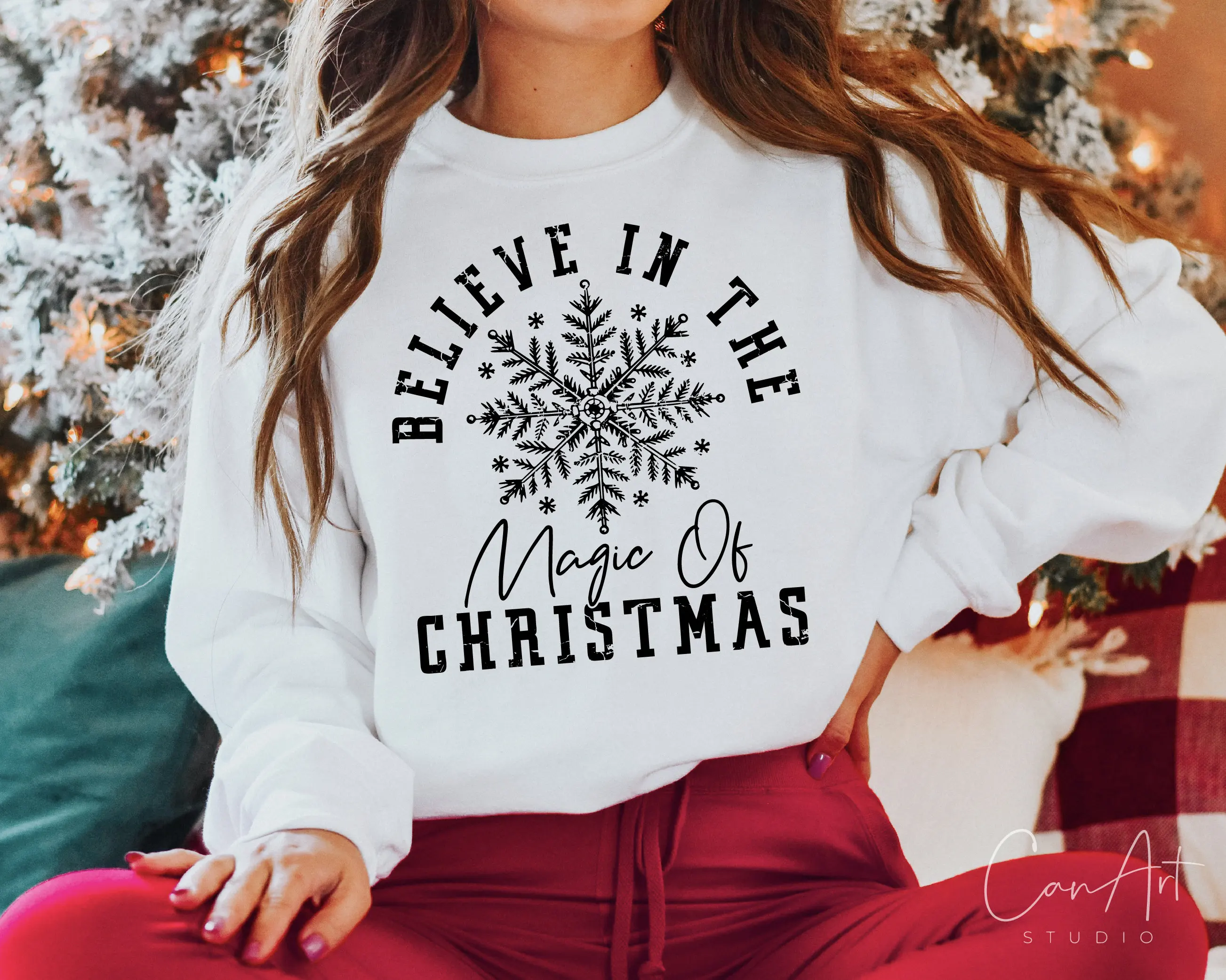 New Fashion Christmas Girl Sweatshirt Believe in The Magic on Christmas Female Sweater Concise Snowflake Girl Christmas Tops