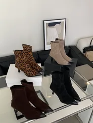 Stivaletti da donna a punta 2024 nuovi arrivi nero leopardo marrone Beig tacchi alti sottili calzino Stretch Botas Fashion Chelsea Boot