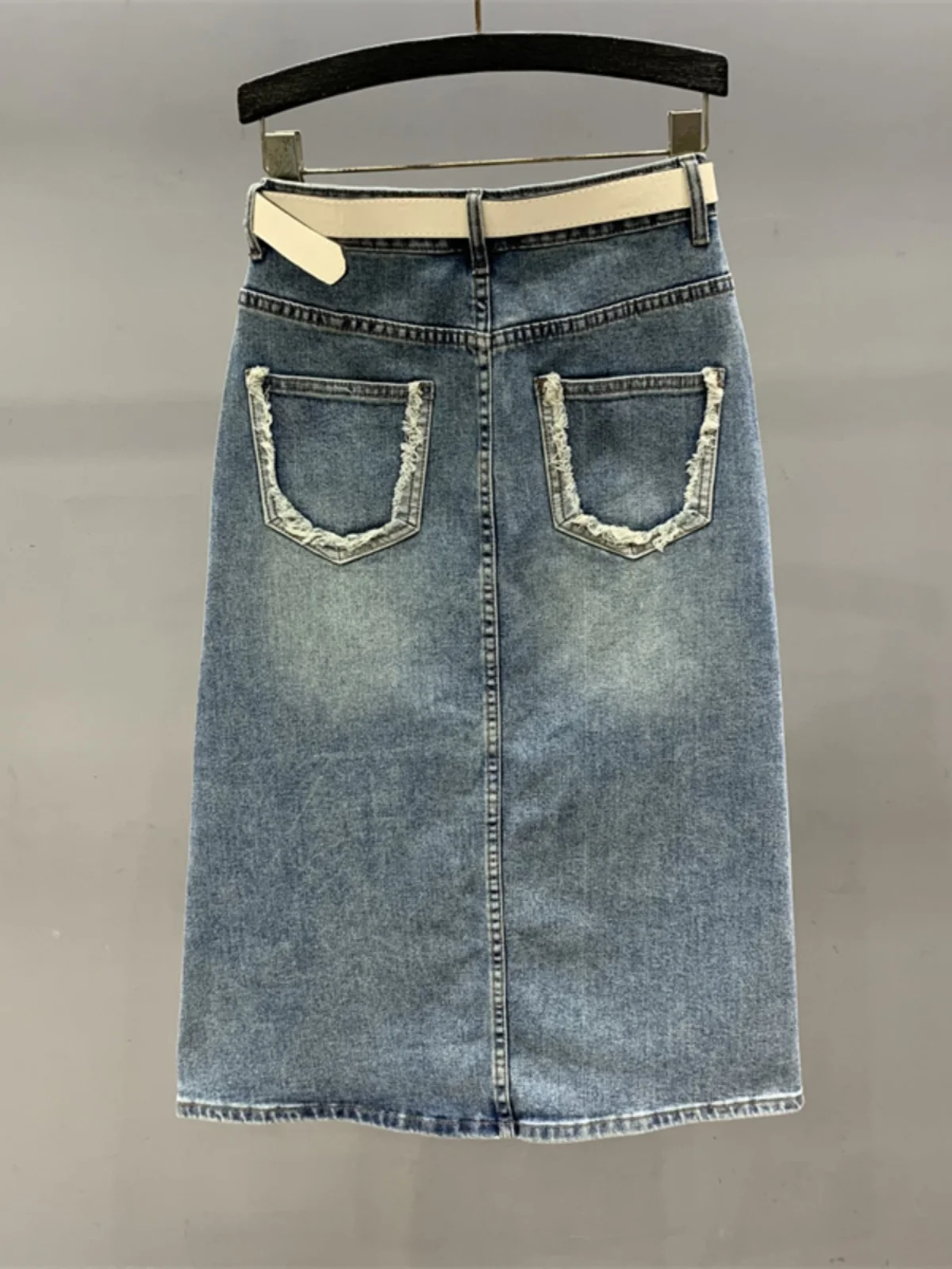 2024 Women's Summer Fashionable All-Match Denim Skirt Butterfly Embroidered High Waist A- Line Slimming Sheath Denim Skirts