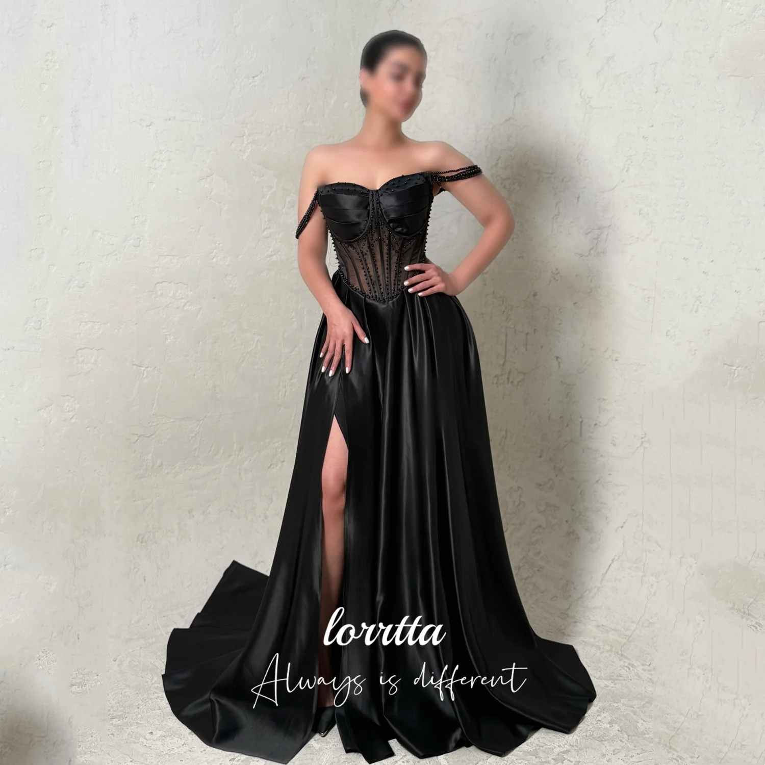 Vestido de Festa Feminino Feito à Mão Lorrtta, Vestidos de Festa Luxuosos, Marcas de Vestidos de Festa Femininos, Vestido A-line em Cetim Preto