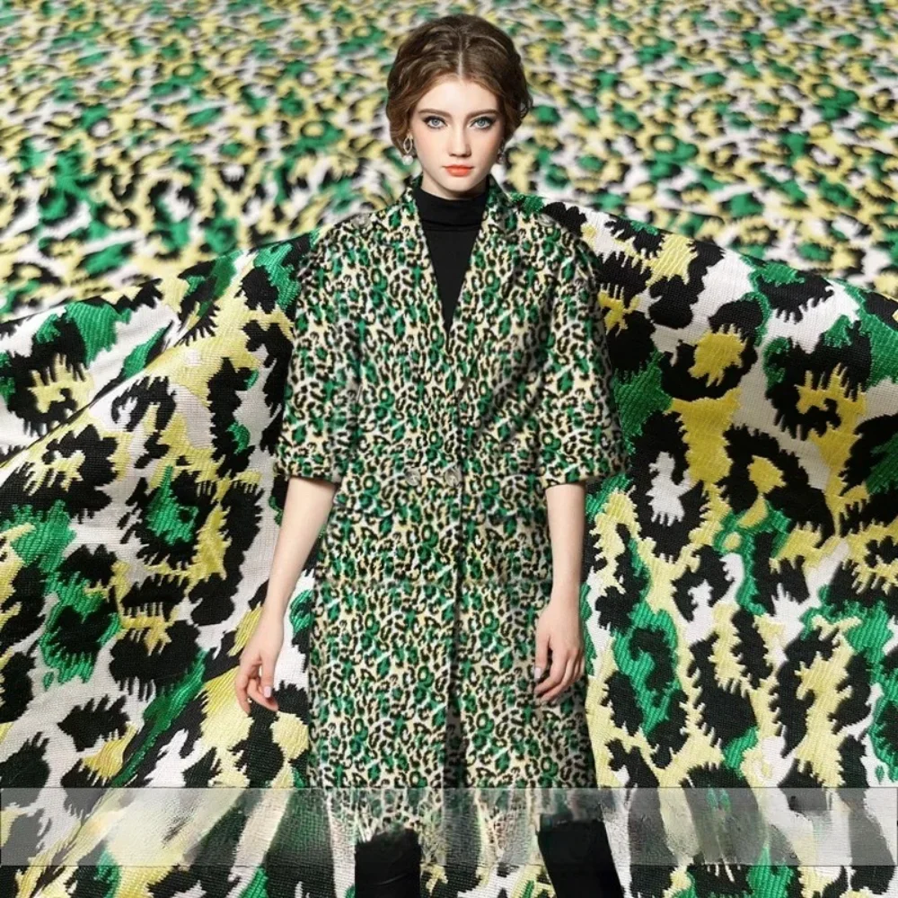 

Jacquard Fabric Leopard Print Three-dimensional Stiff Fabrics Autumn and Winter Suit Material Brand Fashion Design Cloth