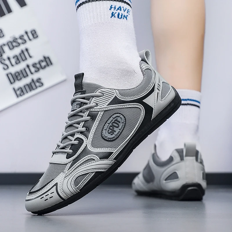 الأكثر مبيعاً للرجال متعدد الألوان مسطح منخفض القمة بمقدمة مستديرة ورباط علوي عصري مضاد للانزلاق مقاس كبير لجميع المواسم أحذية رياضية غير رسمية