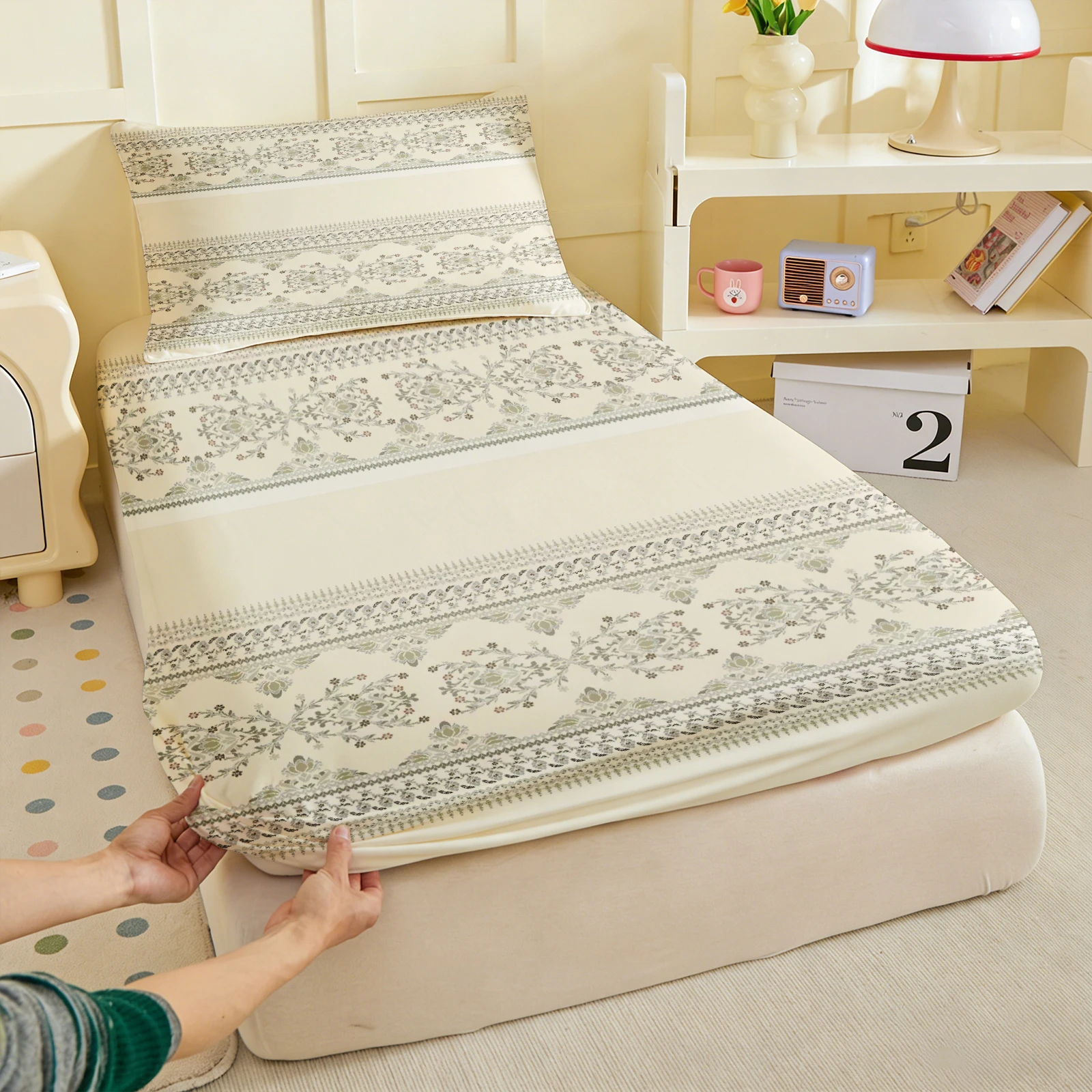 1pc Vintage Floral Fitted Sheet Boho Lace Stripe Deep Pocket Elastic Mattress Cover No Pillowcase Twin Double Queen King Bedroom