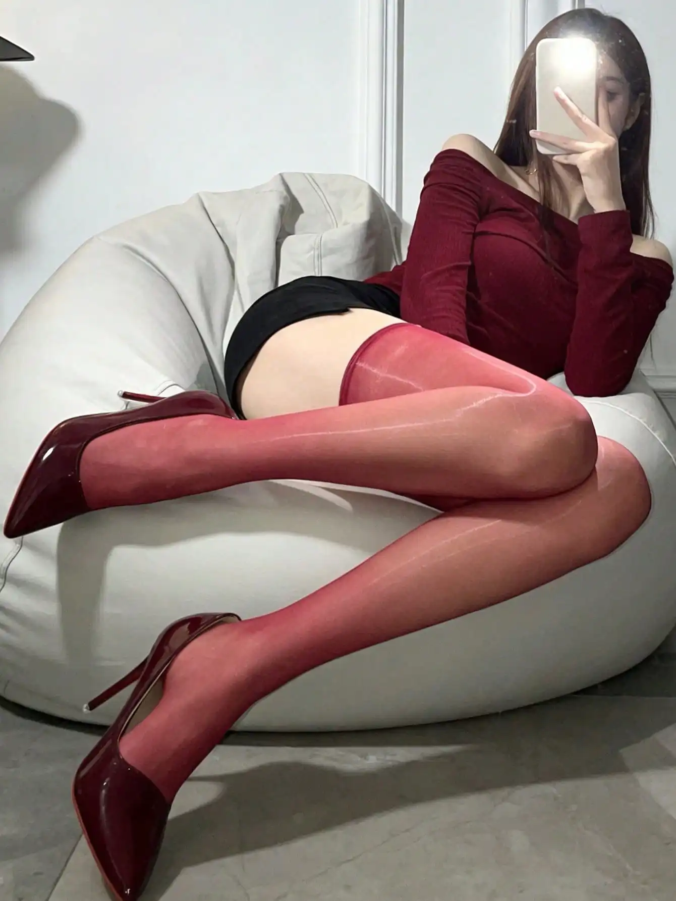 1 PC Women's Red Aurora Shiny Thigh High Stockings, High-Stretch Sexy Hosiery for Nightclub & Y2K Streetwear Outfits