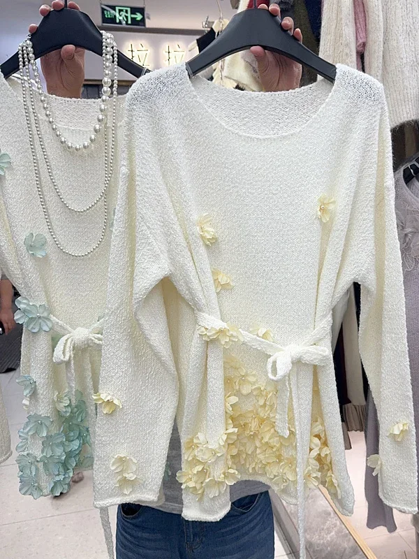 

Medium Length Knitted 2025 Women's Autumn New Style Top Sweet Three-dimensional Flower Tie Waist Cinching Long Sleeved Sweater