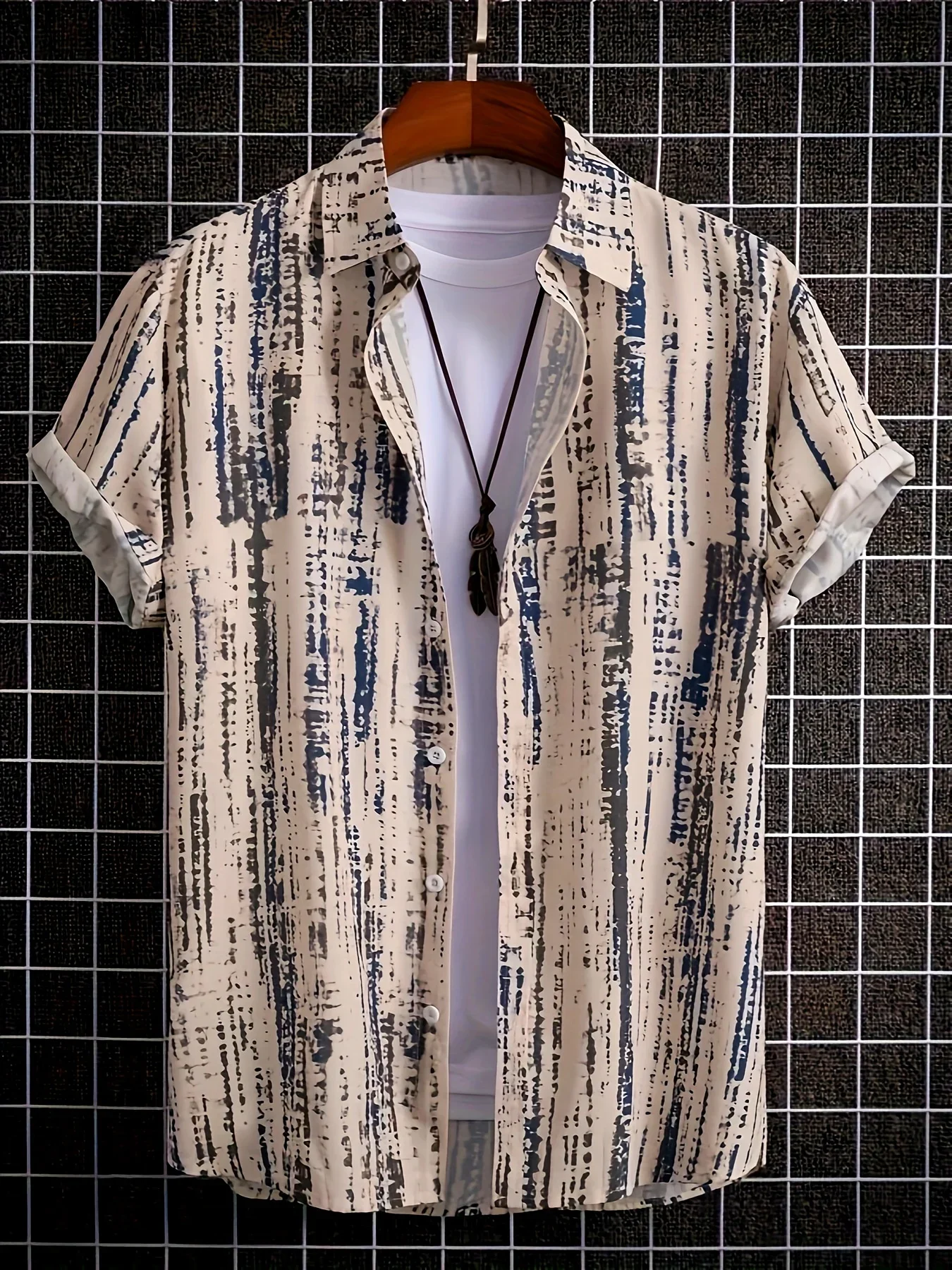 

Hawaiian style shirts men's loose short sleeve tops, beach vacation and weekend adventure 3d printed striped print shirts