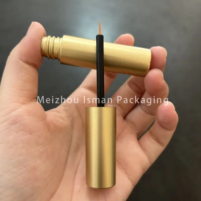 50 個の新しい 8 ミリリットル高級ラウンドローズゴールドスライバー空のアイライナーボトル容器ブラシまつげ成長液チューブ