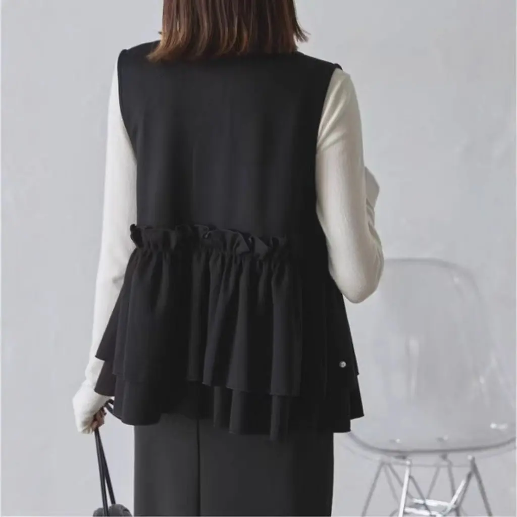 

Black round Neck Ruffled Vest Sweatshirt Women's Fashion Top Ready for Sale