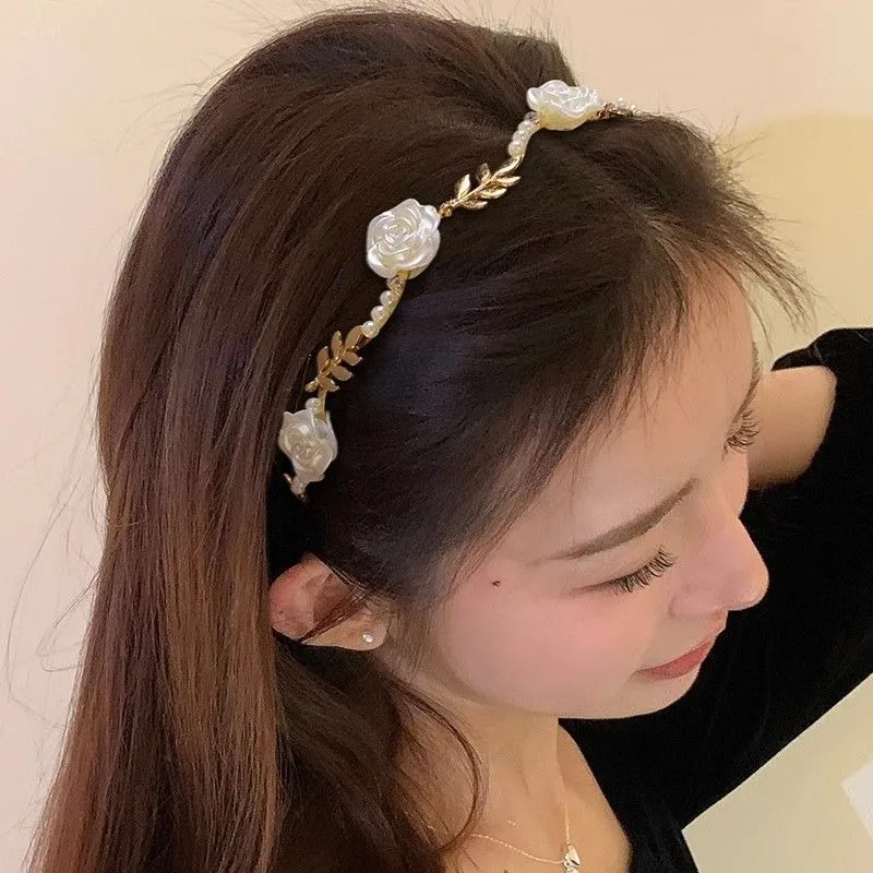 Vintage Red White Roses Pearl Hair Bands for Women Girls Metal Foliage Flowers Headbands Hair Accessories Wedding Headdress Gift