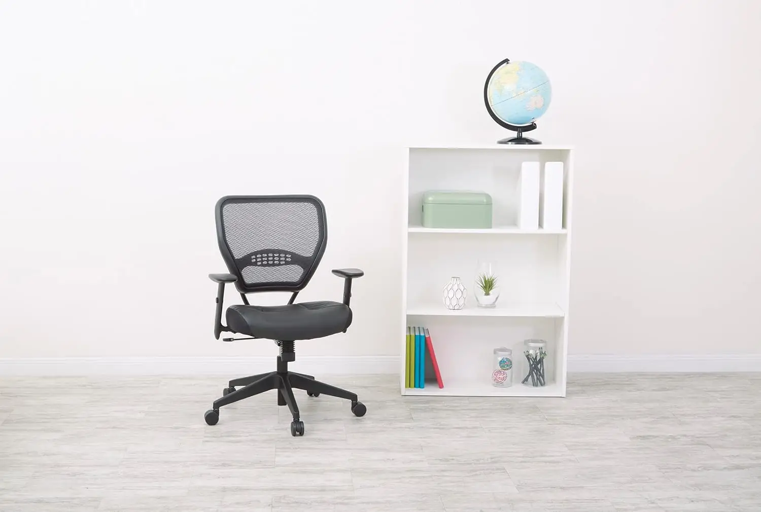 Black Bonded Leather Professional Office Chair for Managers, 57 Series, with Built - in Lumbar Support and Padded Seat