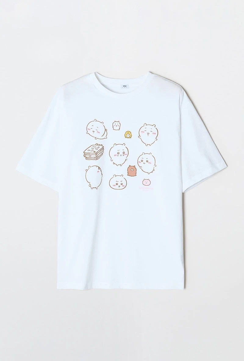 Kawaii Chiikawa Usagi Group Graphic Tshirt Joint Brand White Solid Cotton Oversized Tee Lovely Rabbit Pattern Short Sleeve Shirt
