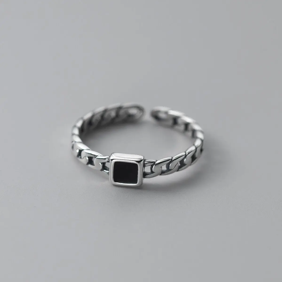 100% Solidne 925 Sterling Silver Retro Black Stone Pierścionki Dla Kobiet Proste Modne Retro Anillos Party Prezenty Akcesoria